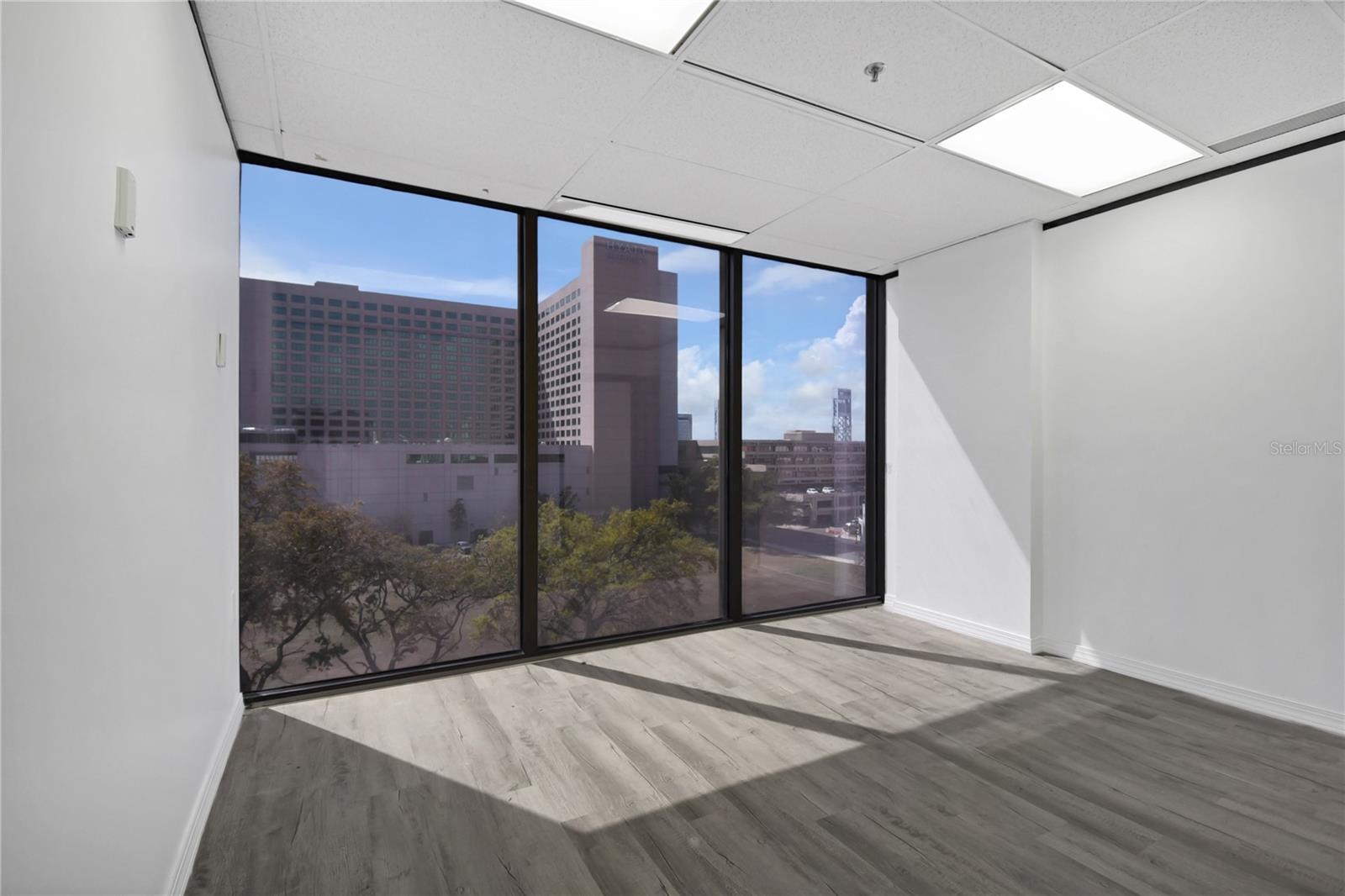 233 Bay Street, FL