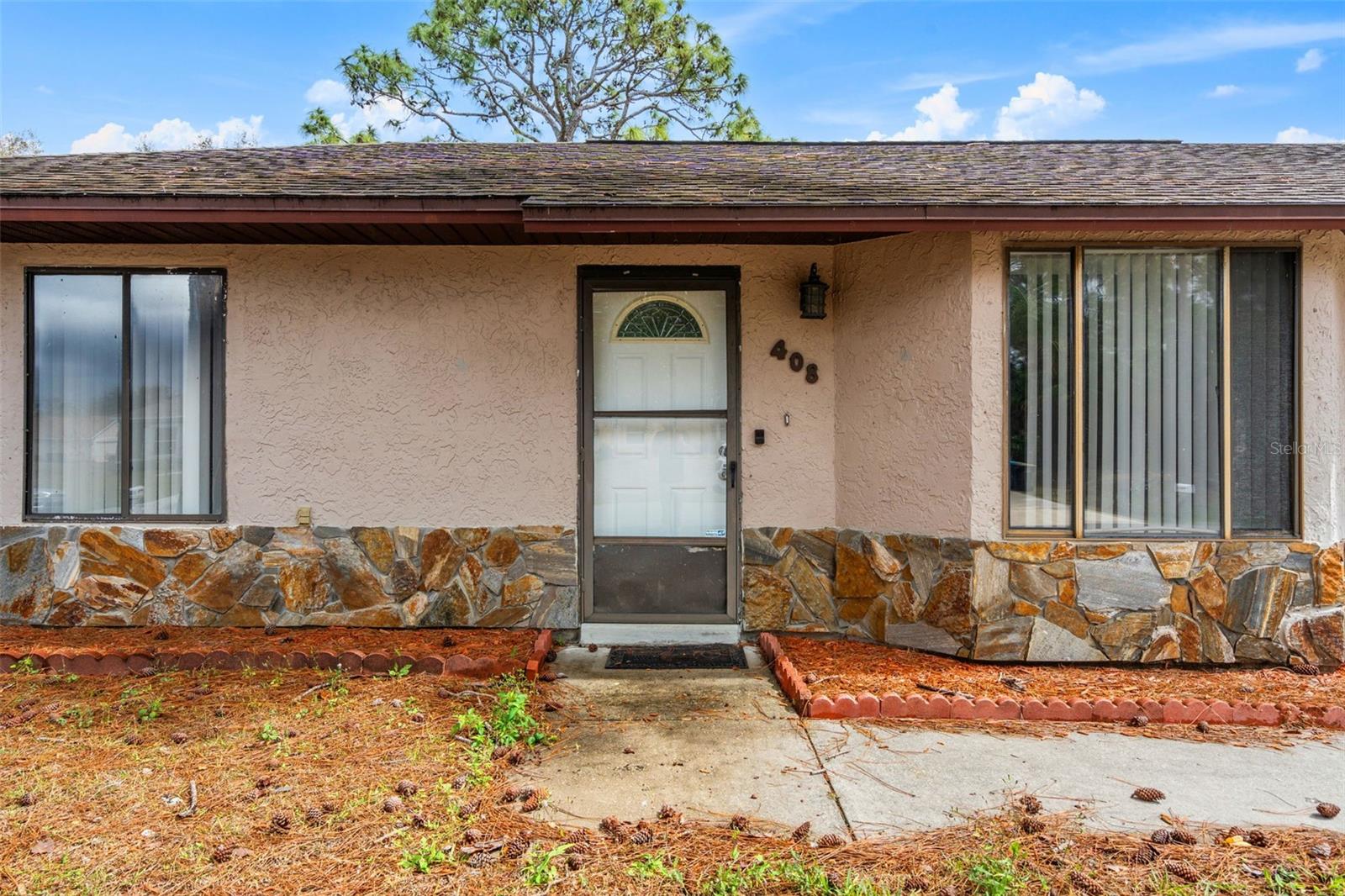 408 Australian Road, FL