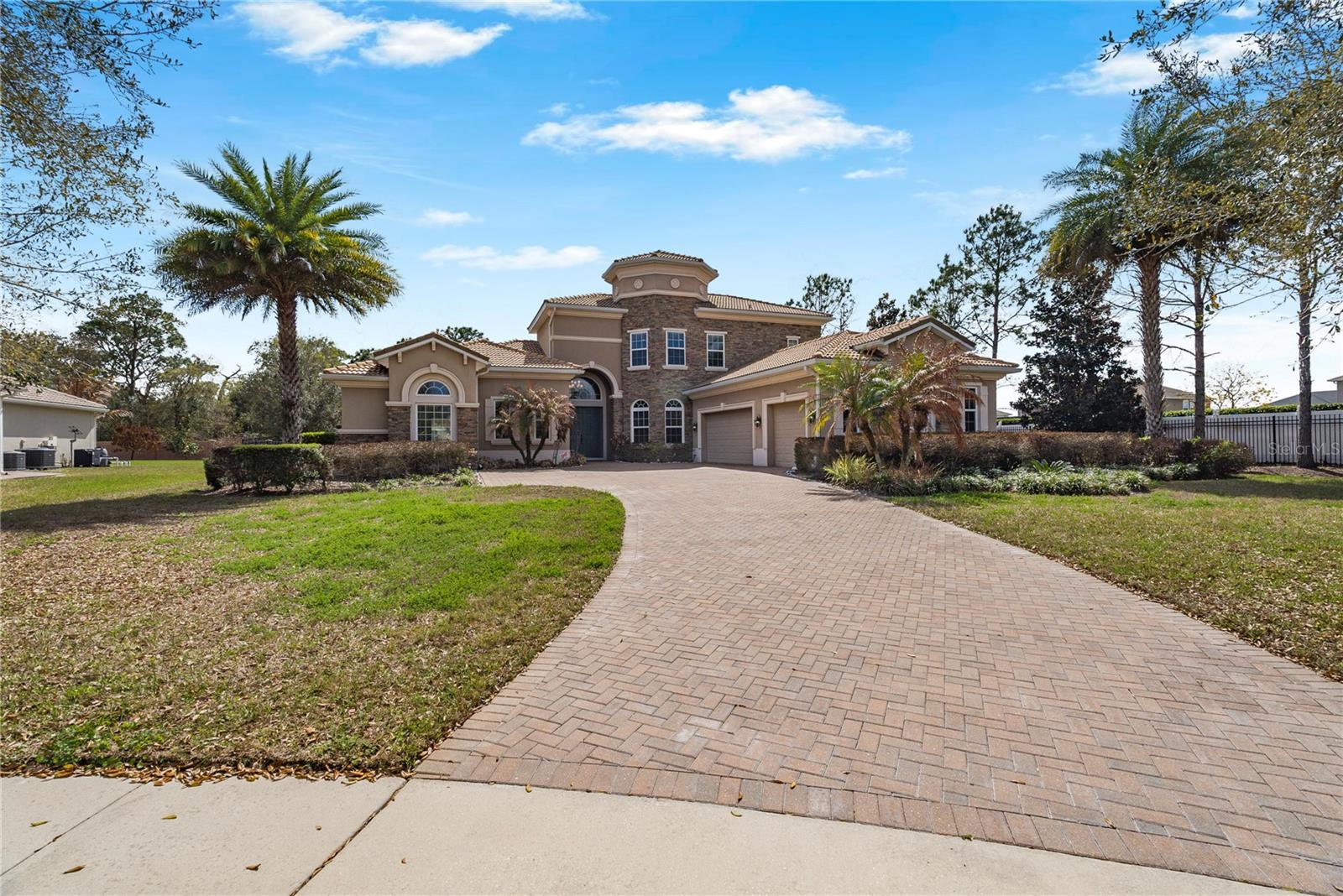 18002 Bellezza Drive, FL