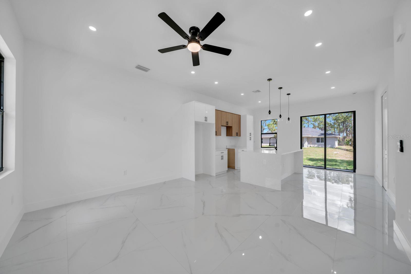 635 Summit Avenue, FL