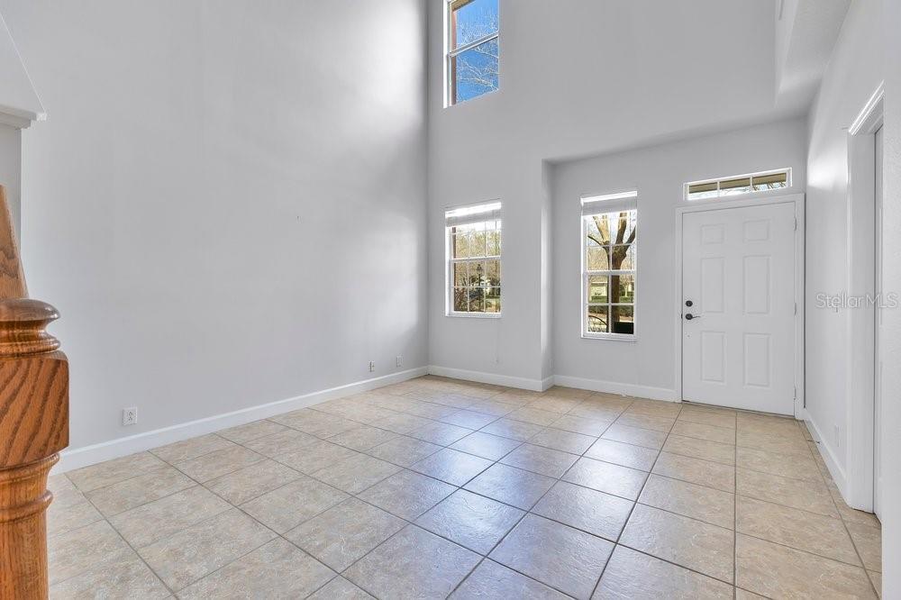 125 Manor View Lane, FL