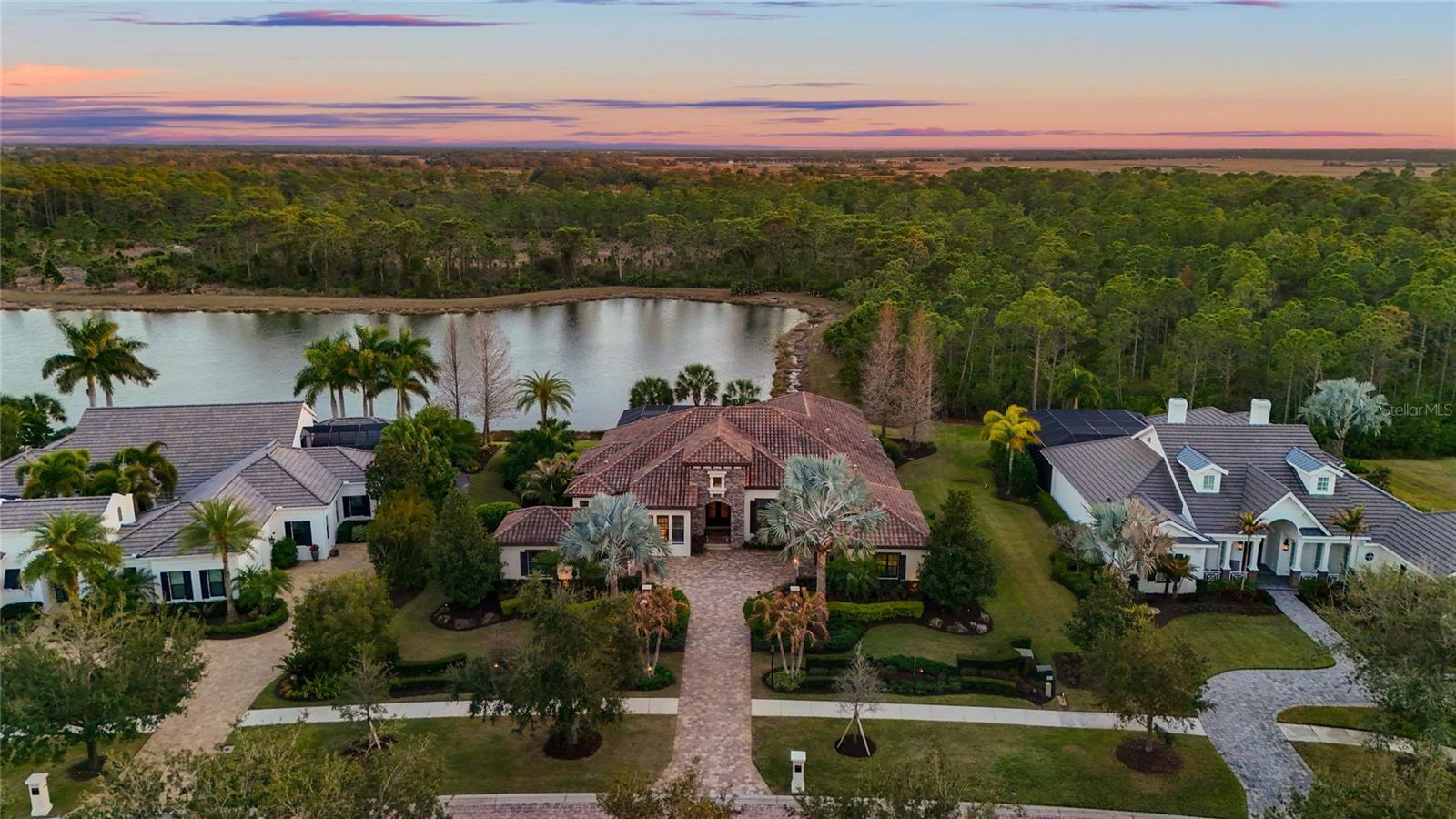 19438 Beacon Park Place, FL