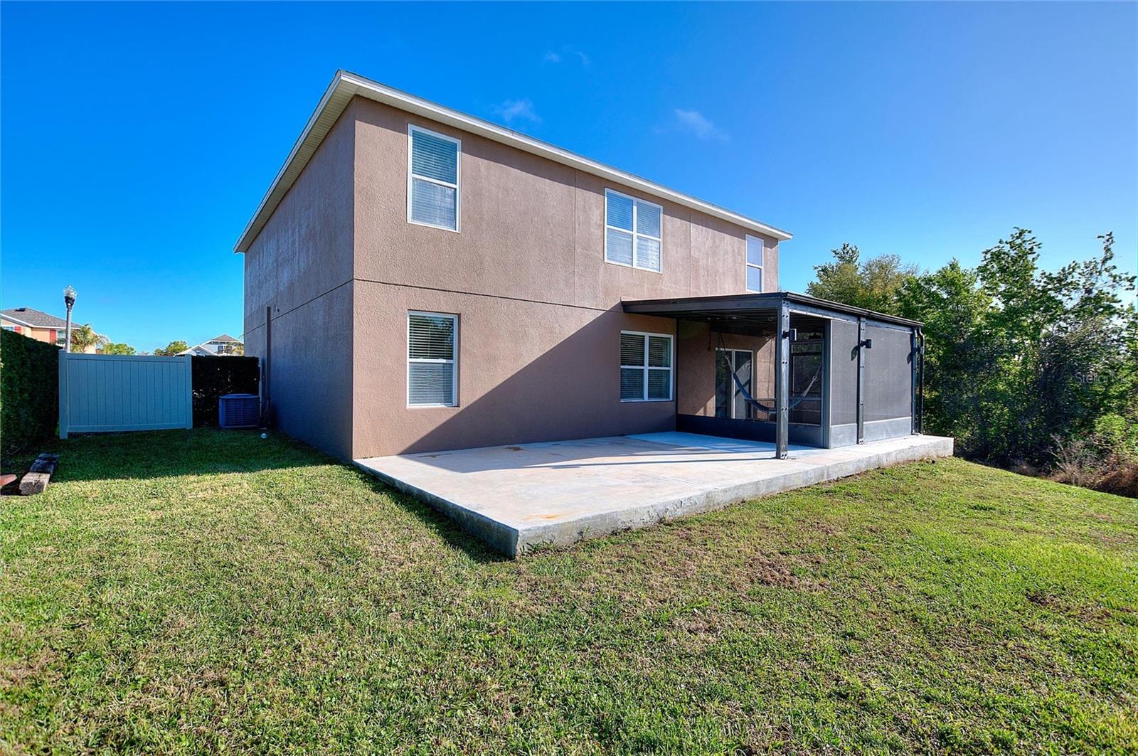 519 Oakhurst Way, FL
