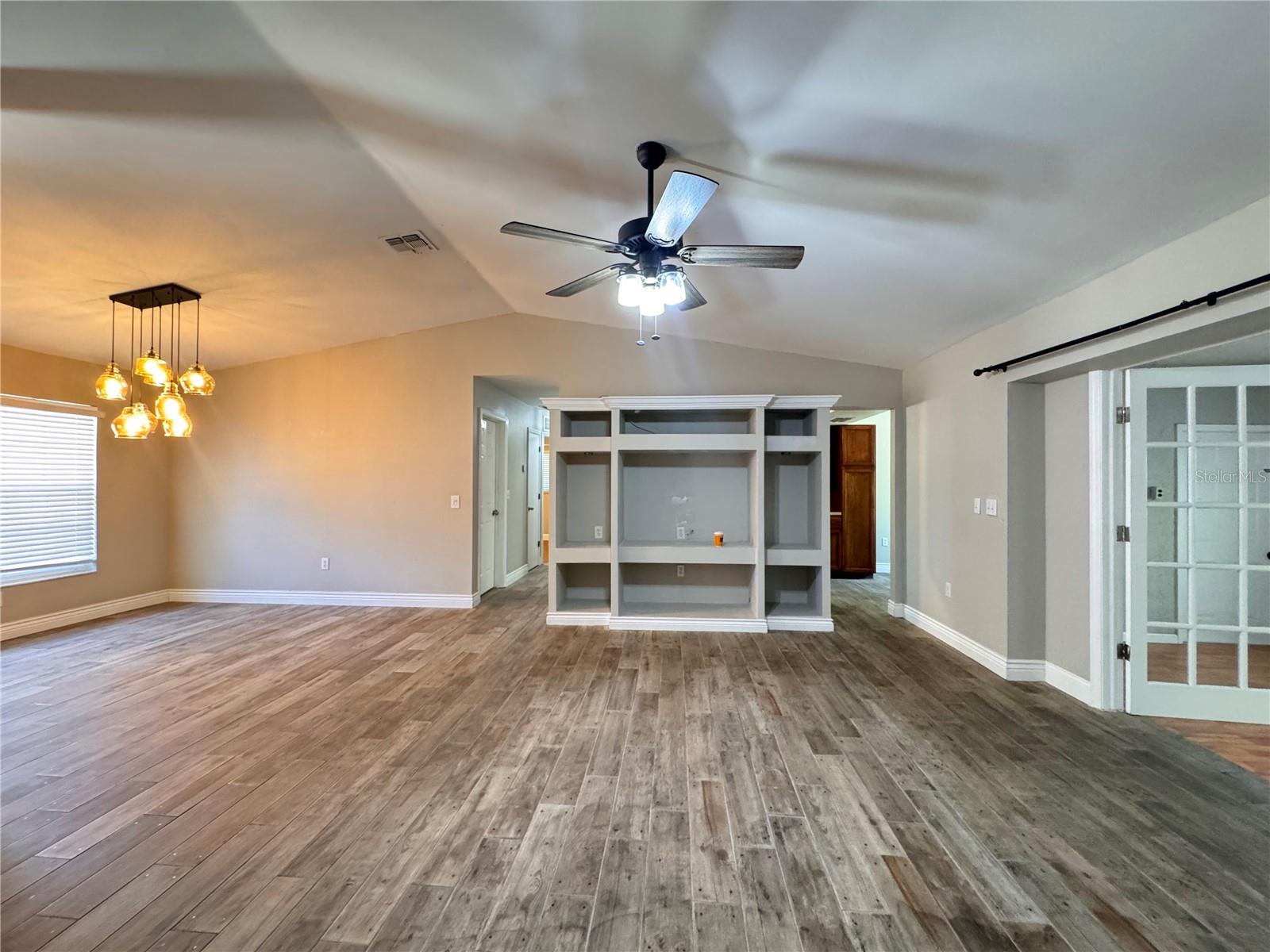 5619 Colonial Oaks Boulevard, FL