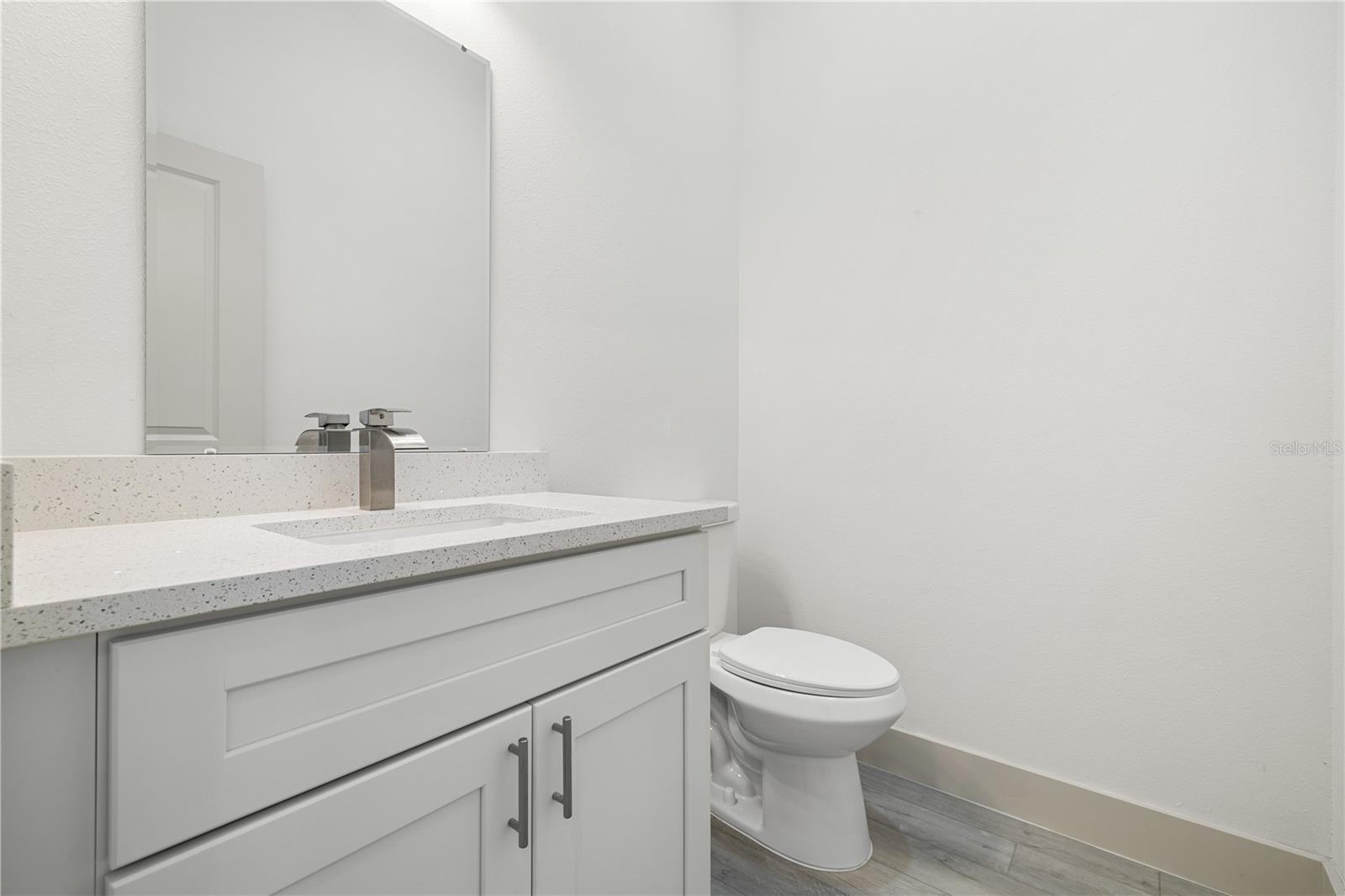 21021 Peachland Boulevard, FL