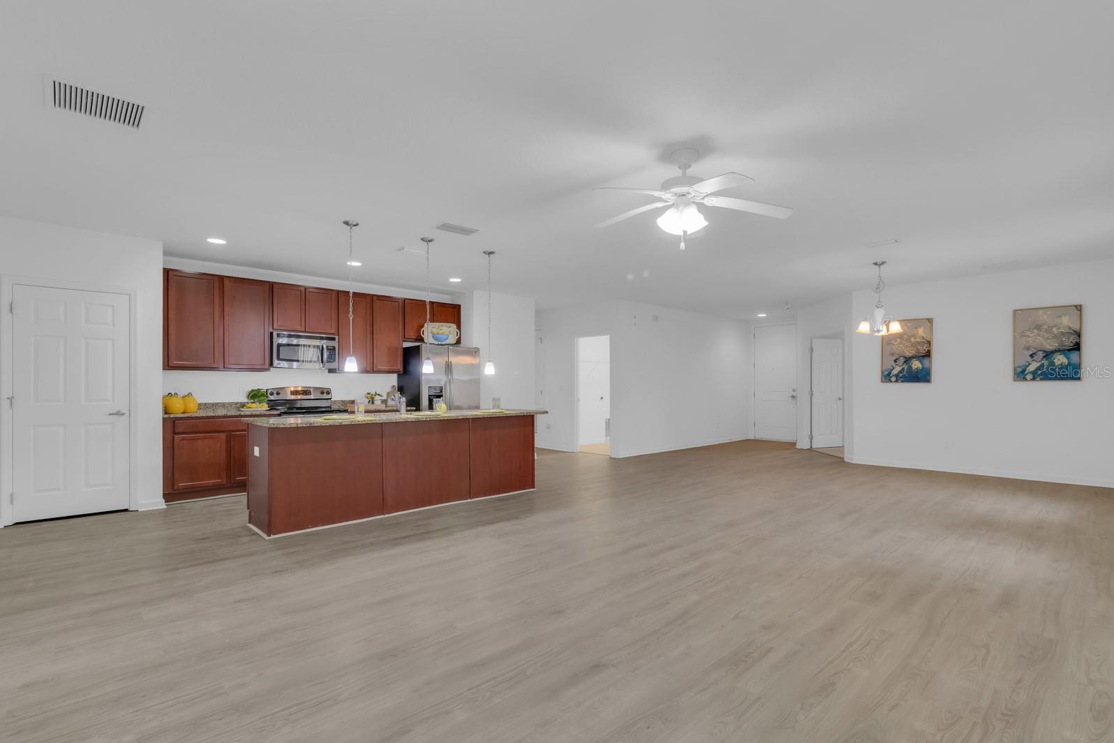 2943 Casabella Drive, FL