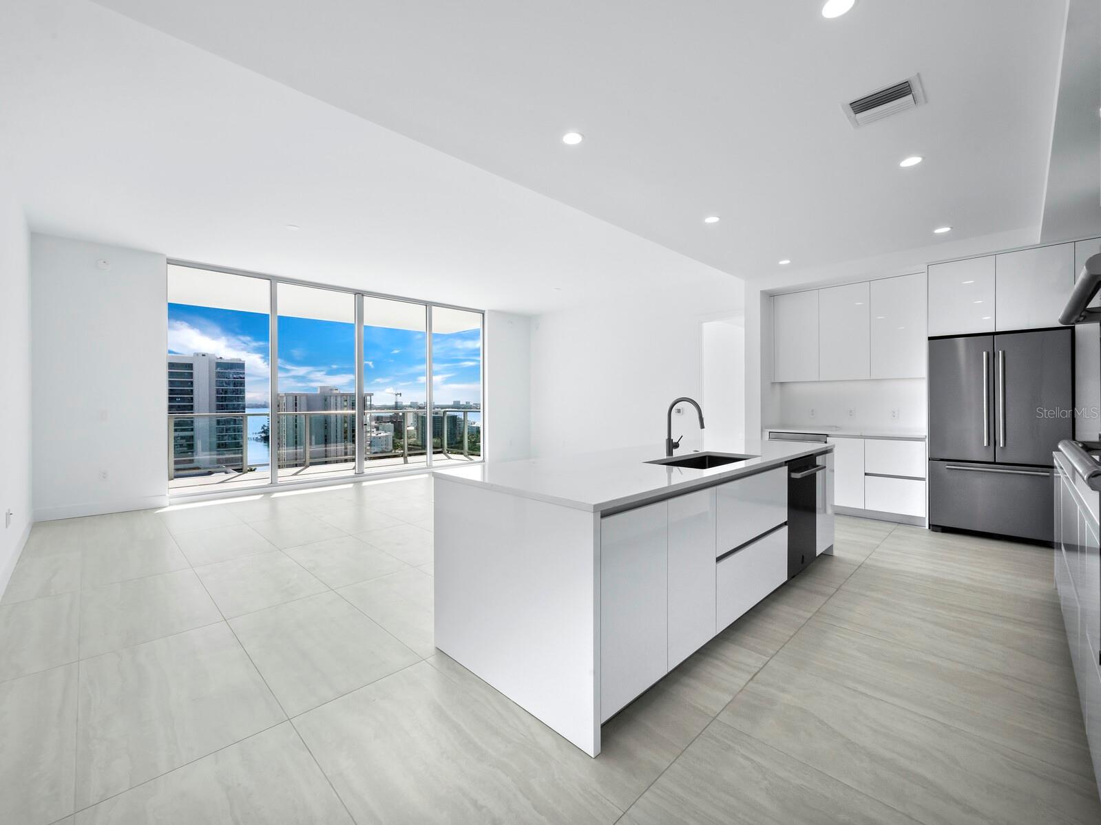 301 Quay Commons, FL