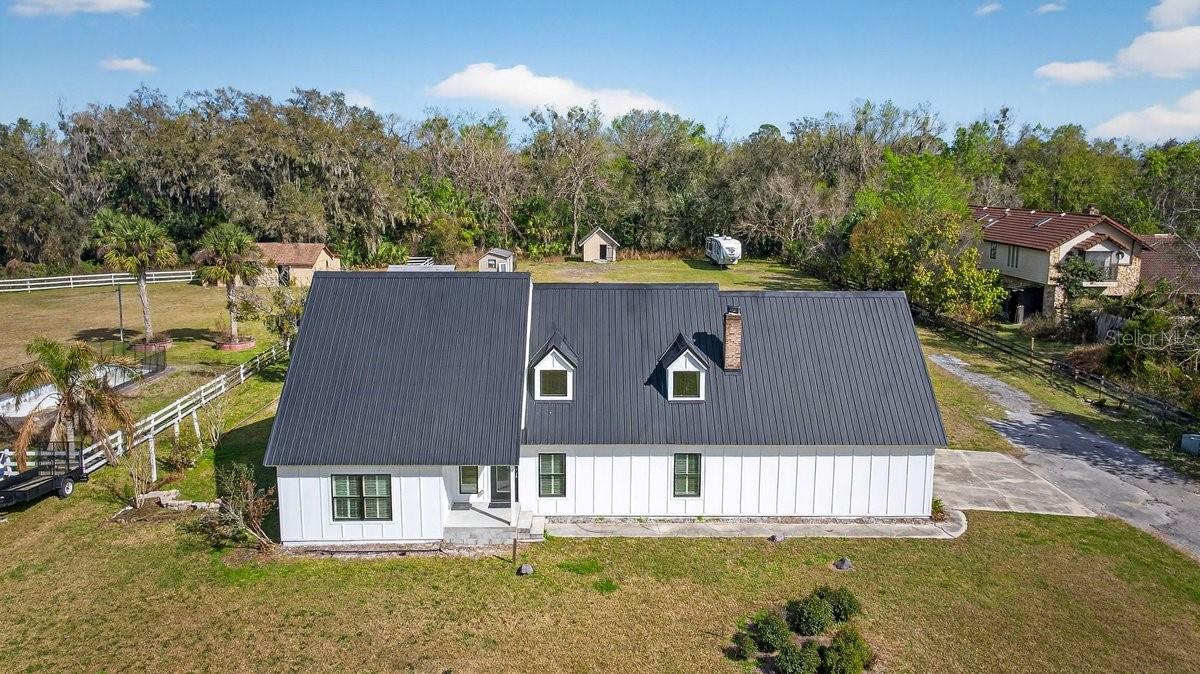 425 Country Circle Drive, FL