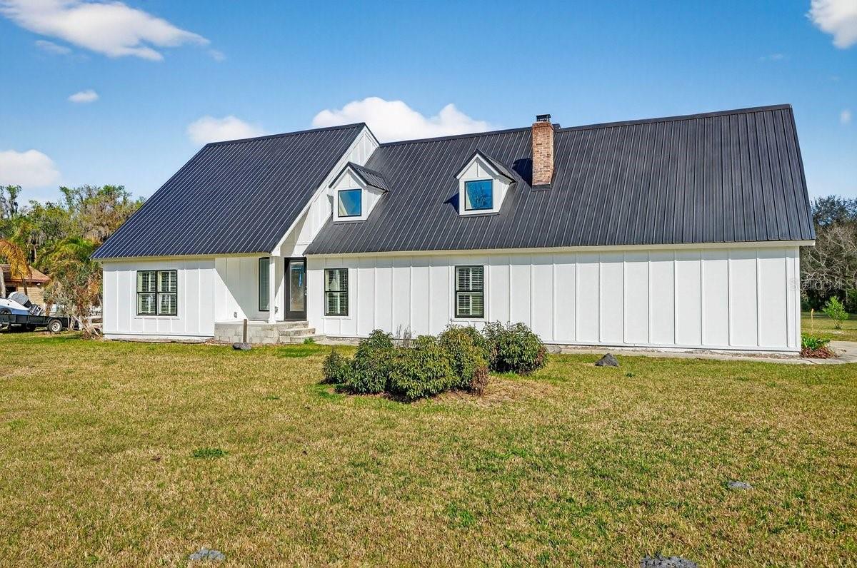 425 Country Circle Drive, FL