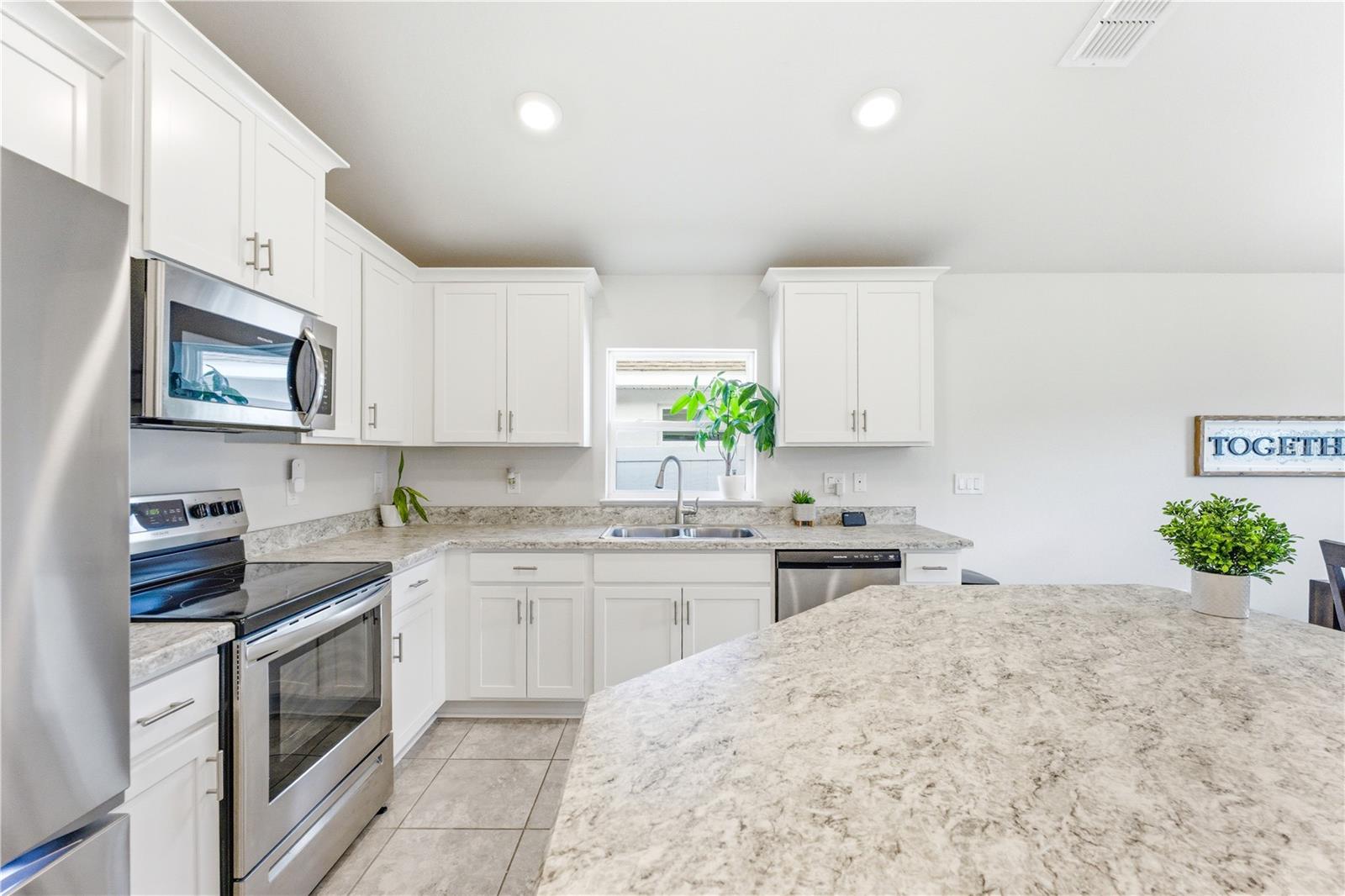 111 Krenson Bay Loop, FL