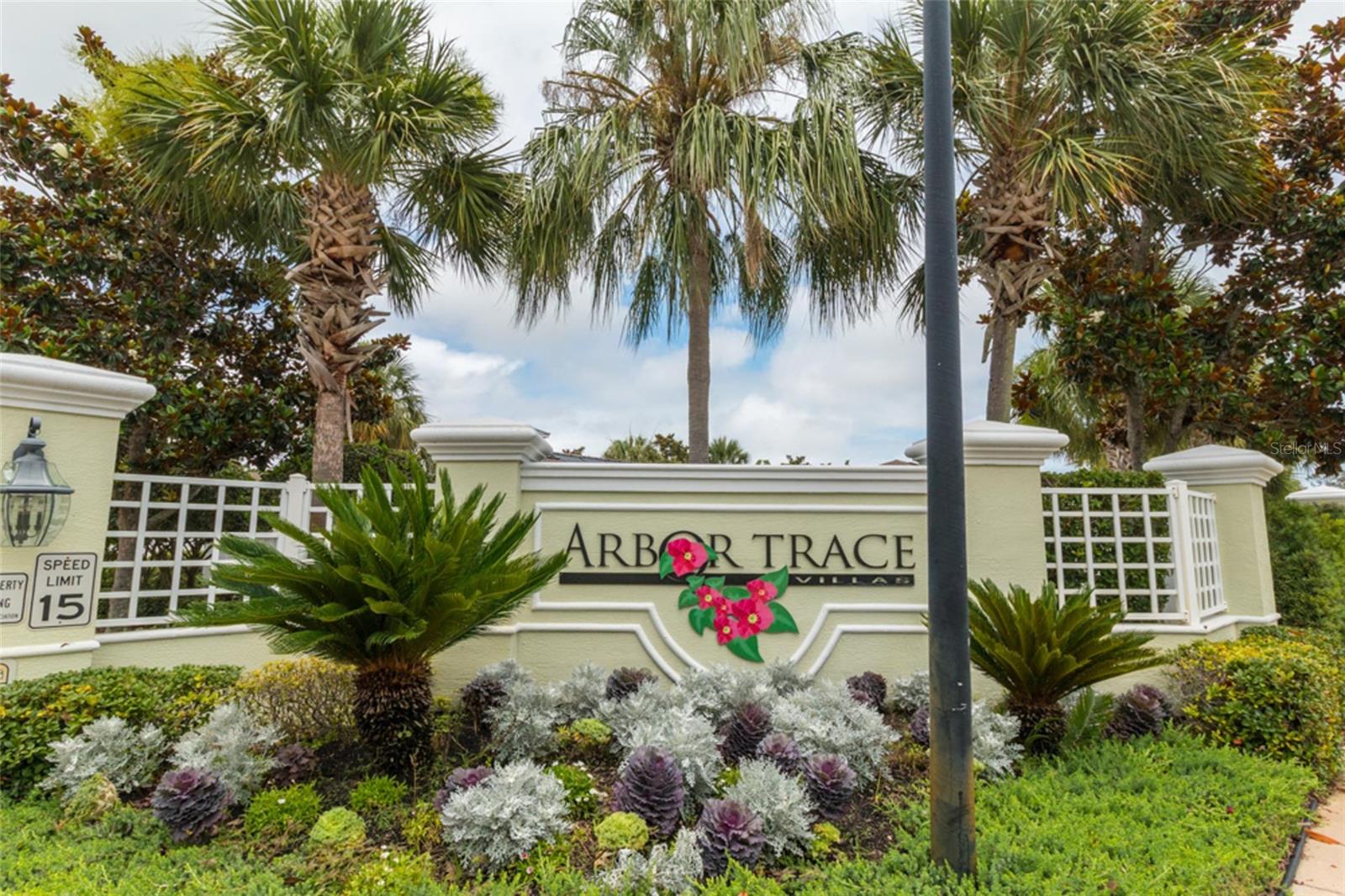 28 Veranda Way, FL