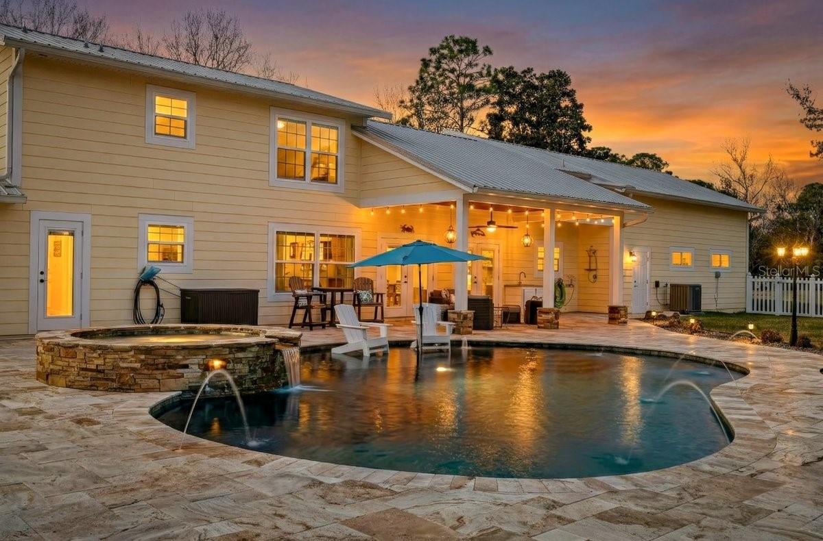14 Village Drive, FL