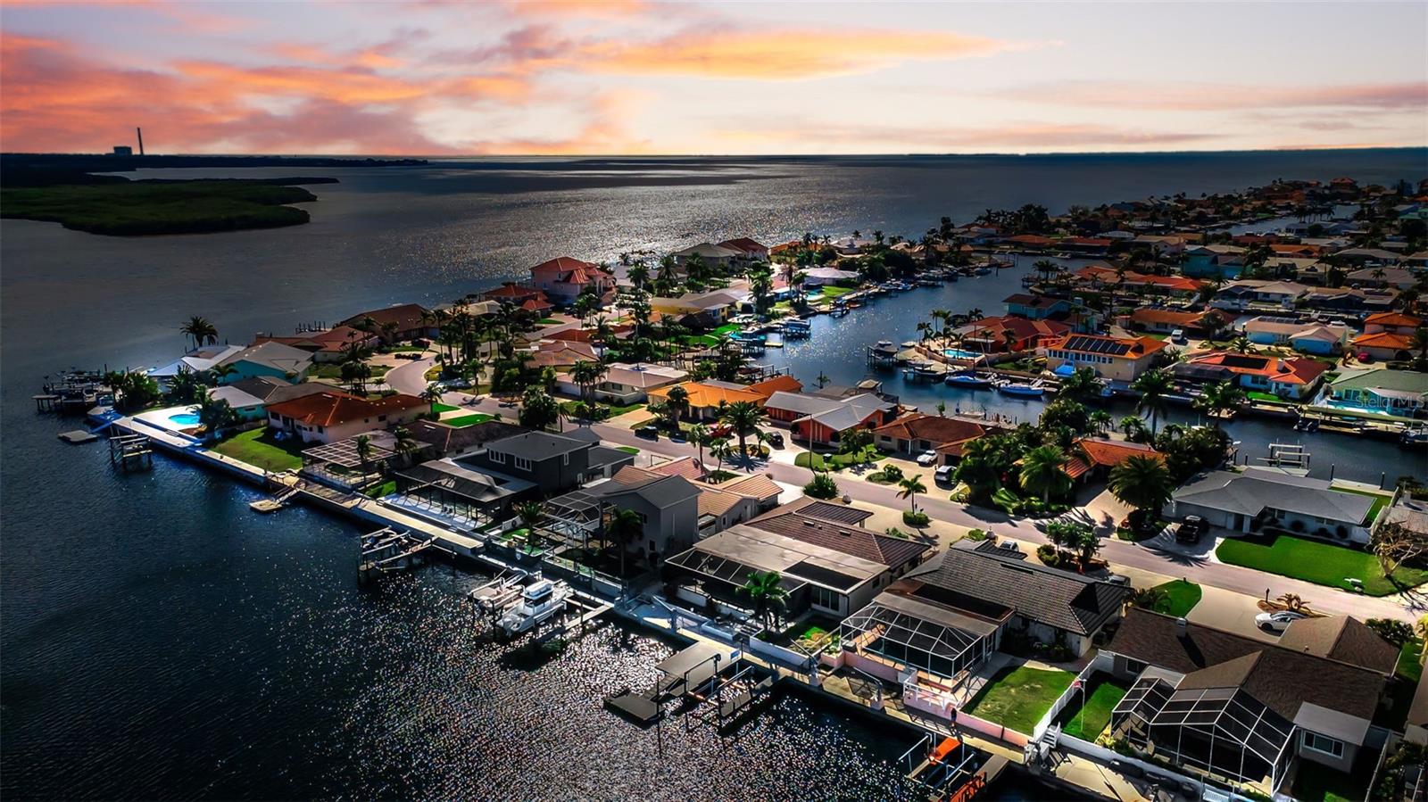 4976 Galleon Court, FL