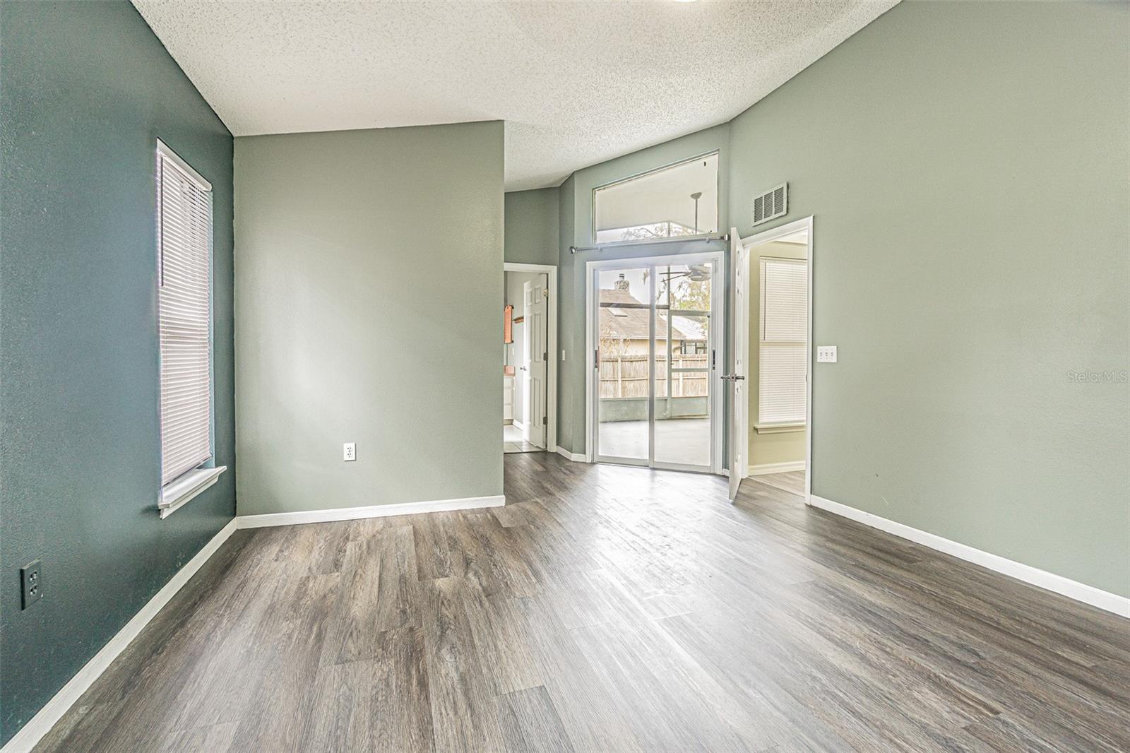 301 Sugar Creek Drive, FL