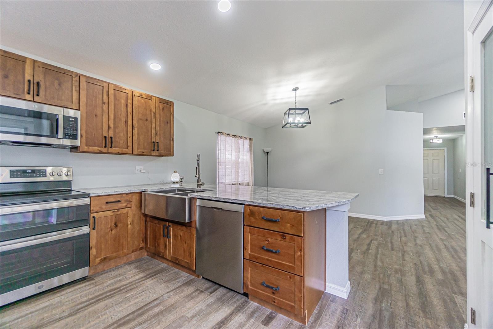 301 Sugar Creek Drive, FL