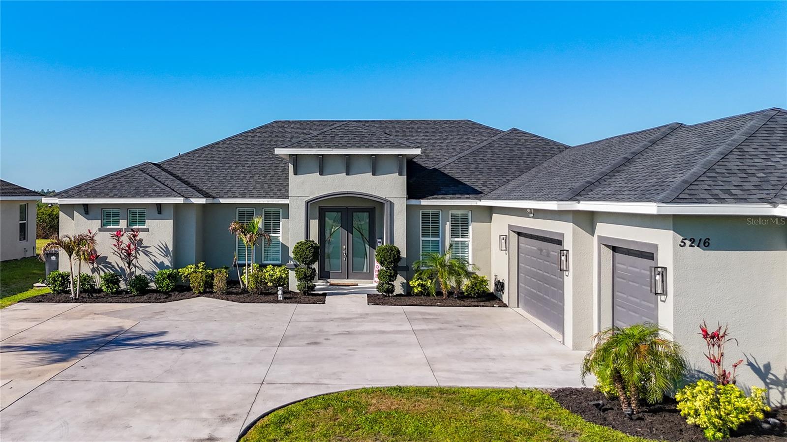 5216 Lake Venice Drive, FL