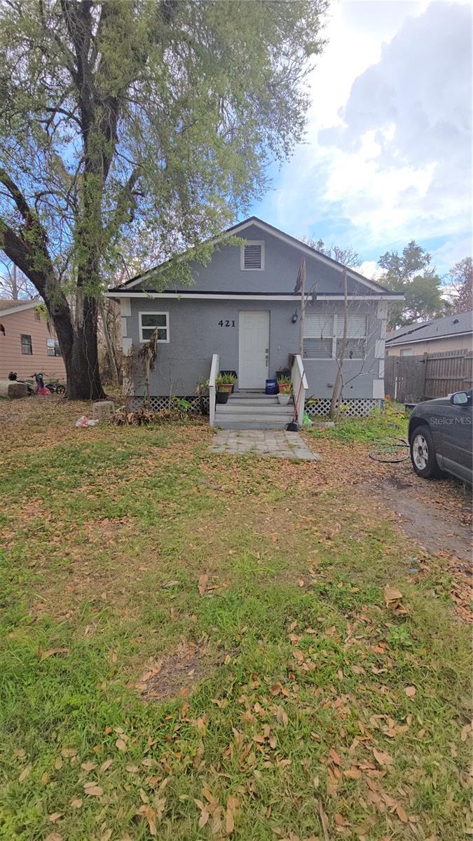 421 1st Street, FL