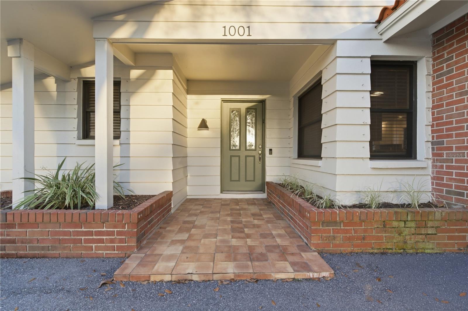 1001 Willowbranch Avenue, FL