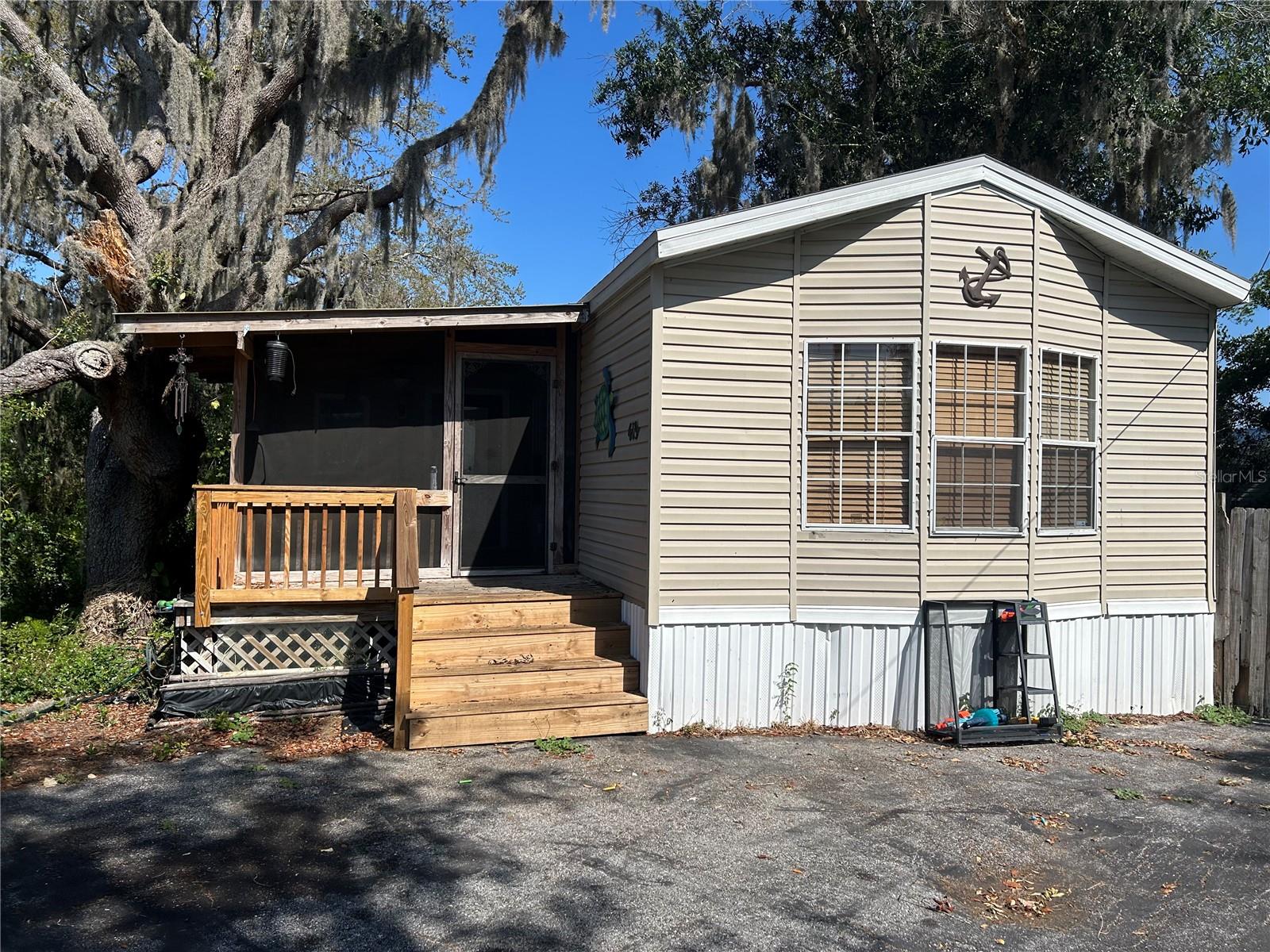 419 Frances Circle, FL
