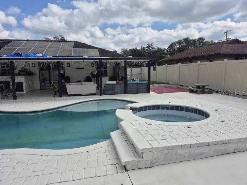 8016 Apache Lane, FL