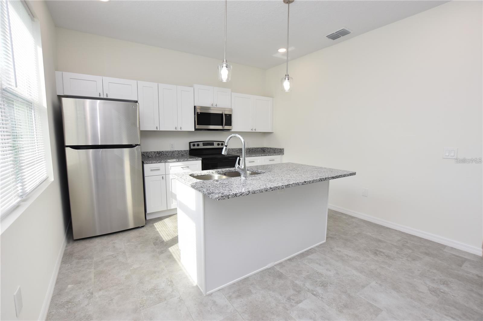 202 Crescent Drive, FL