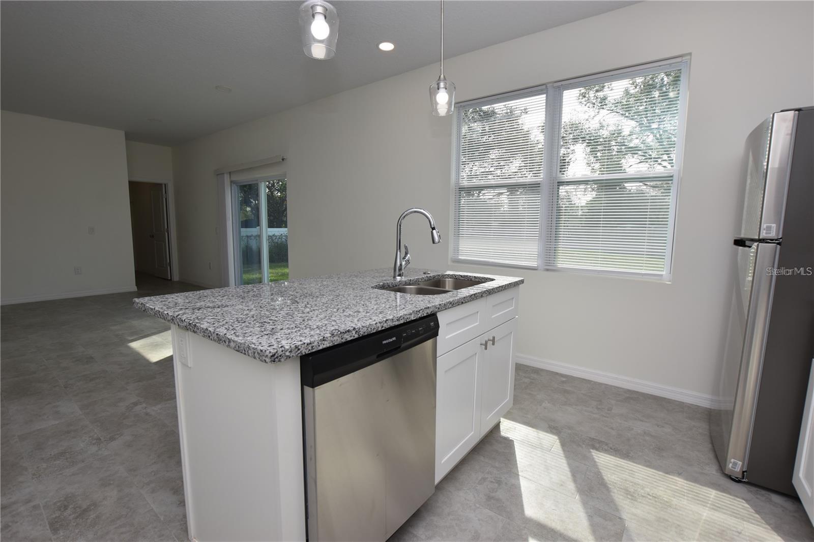 202 Crescent Drive, FL