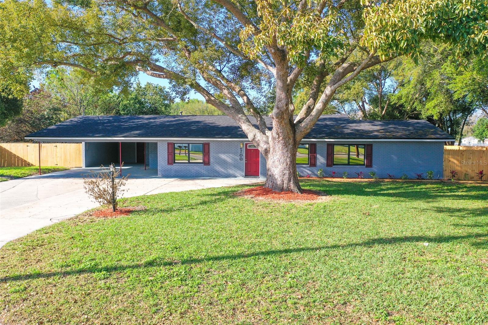 2700 Idylridge Way, FL