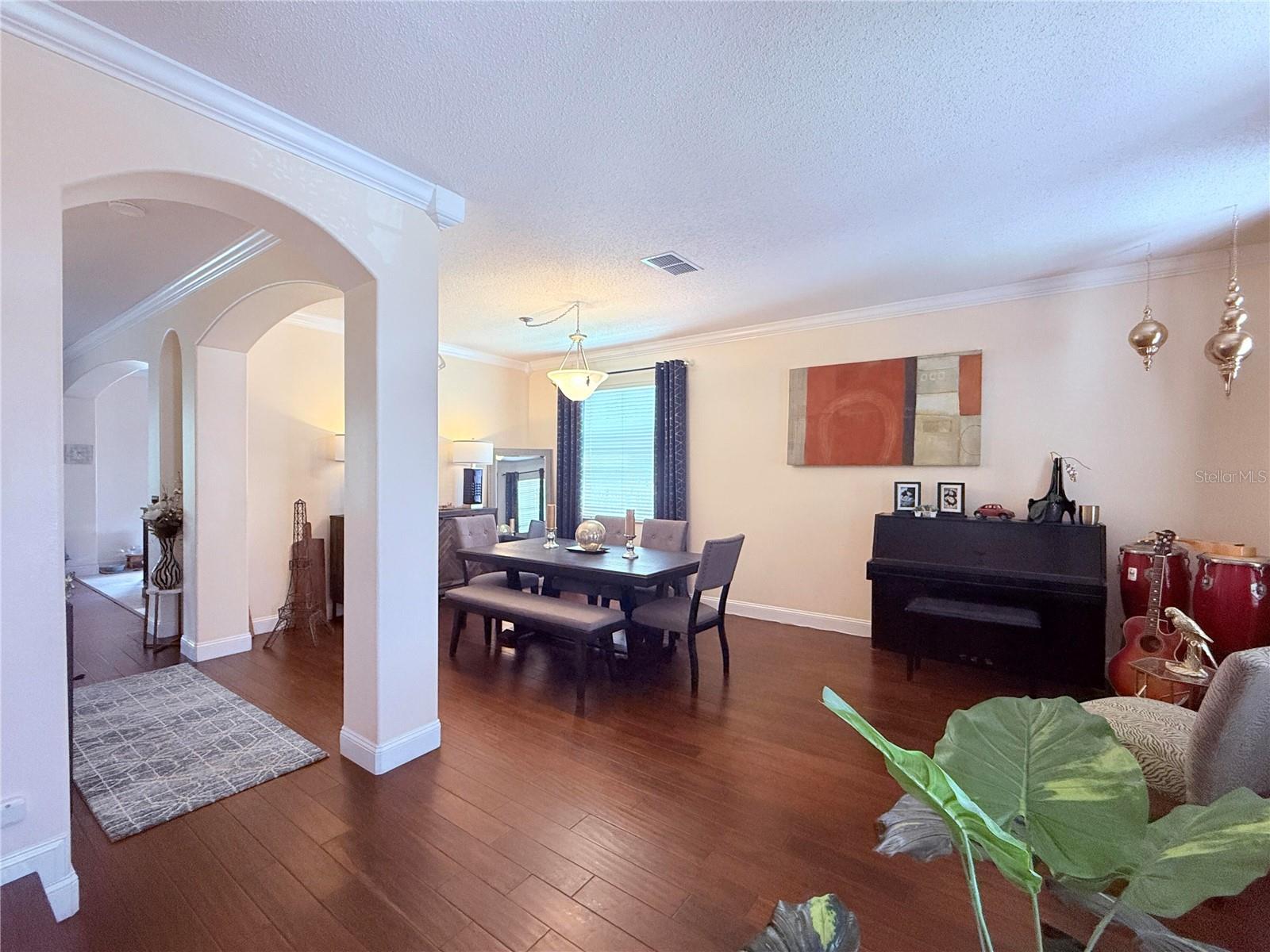 1409 Sunningdale Way, FL