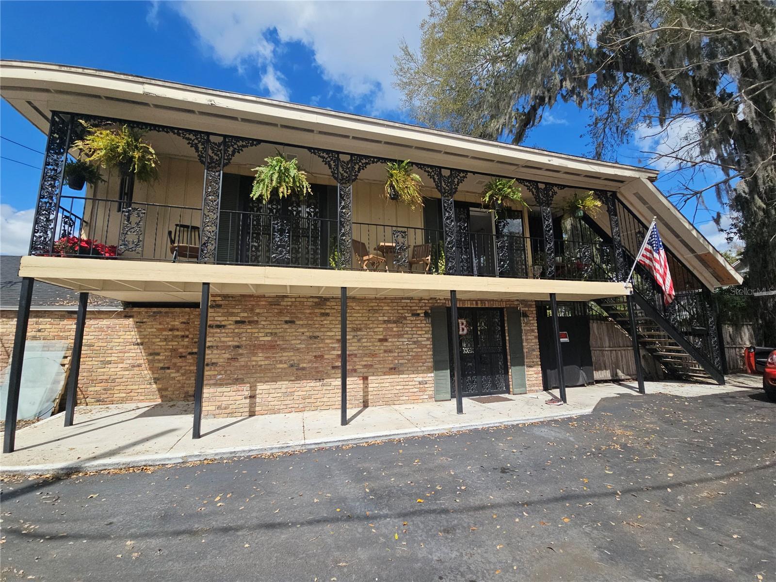 529 Fern Creek Avenue, FL