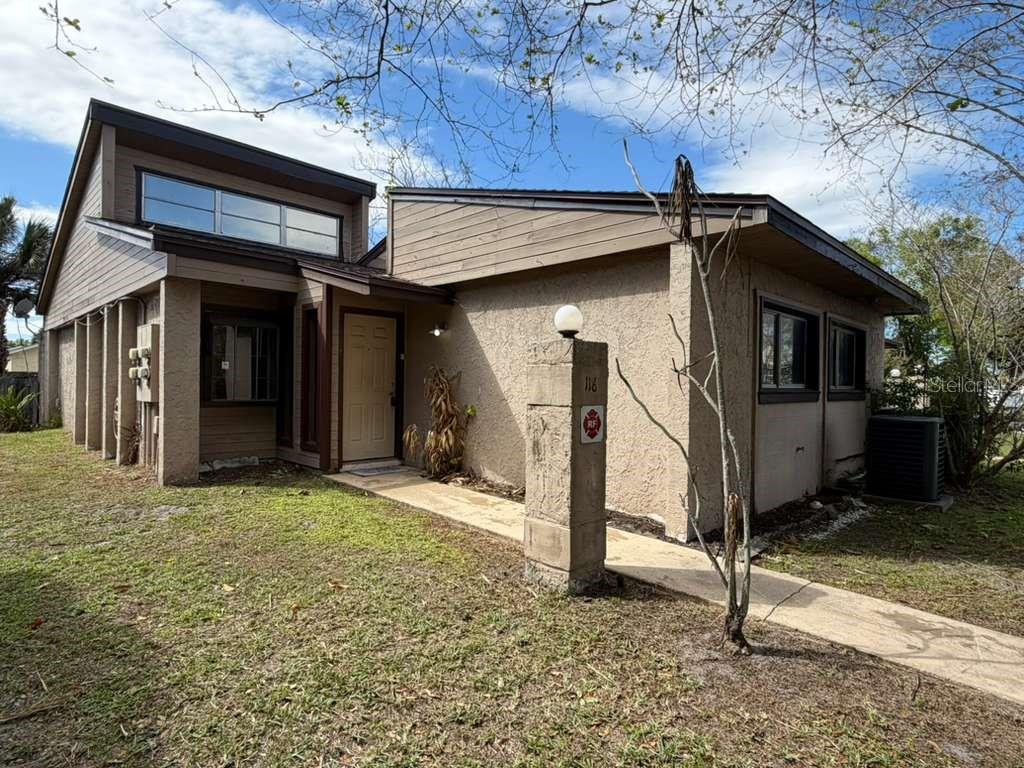 118 Dahlia Village Circle, FL