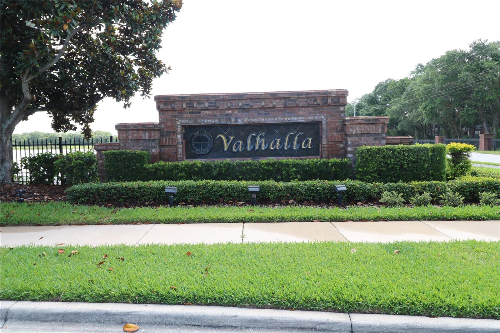 4866 Pond Ridge Drive, FL