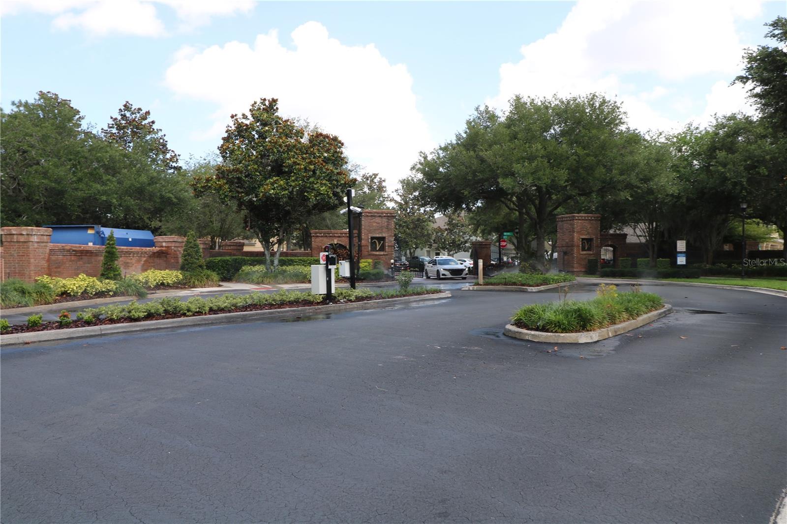 4866 Pond Ridge Drive, FL