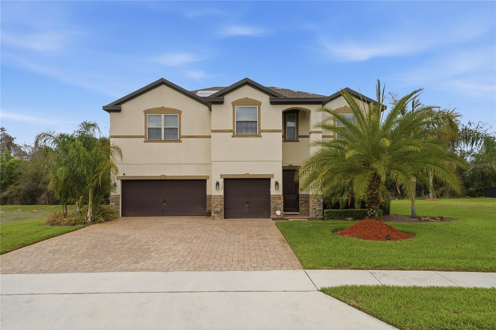 3129 Pinenut Drive, FL