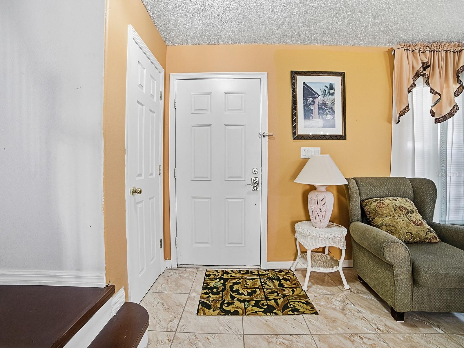 4547 Ashtubula Court, FL