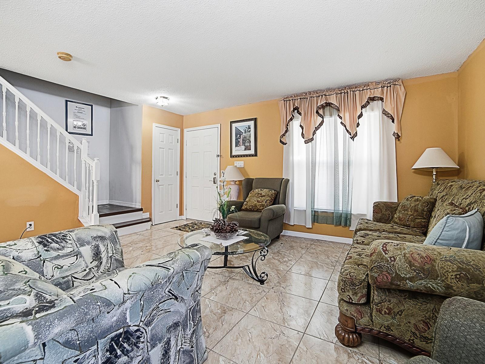 4547 Ashtubula Court, FL