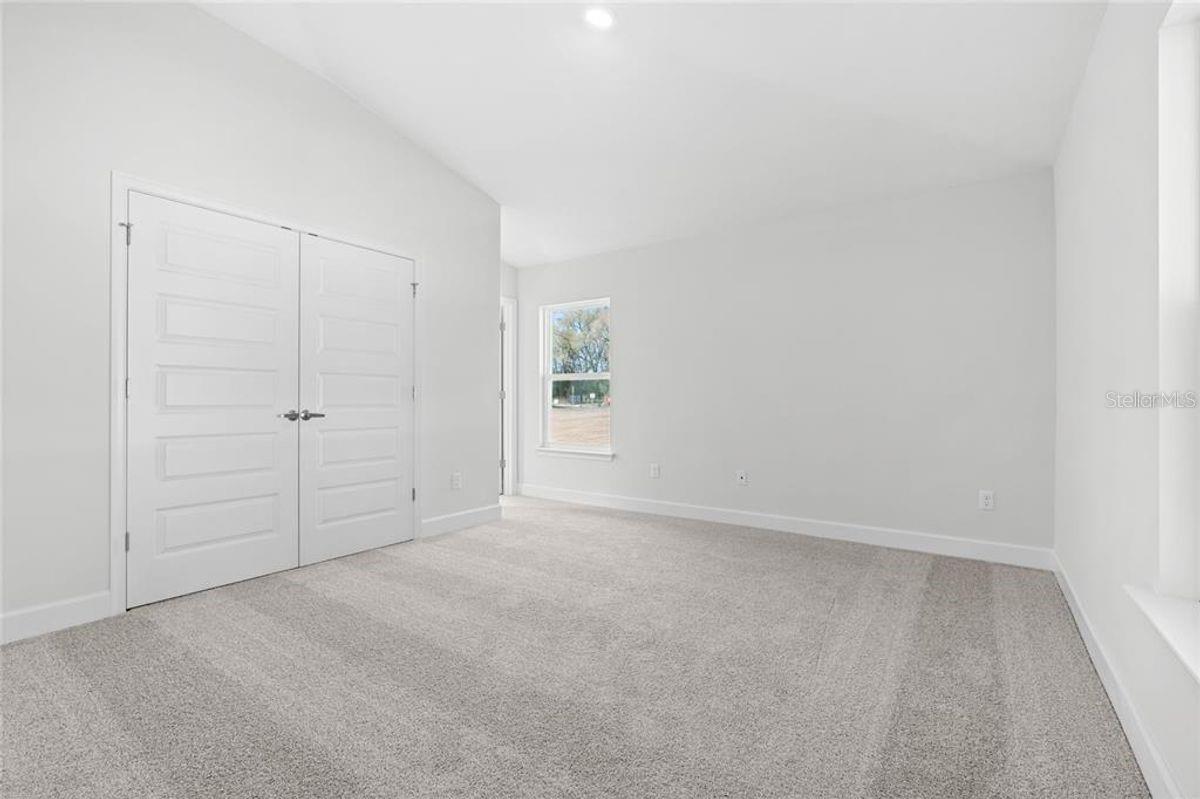 7 Ullynn Place, FL