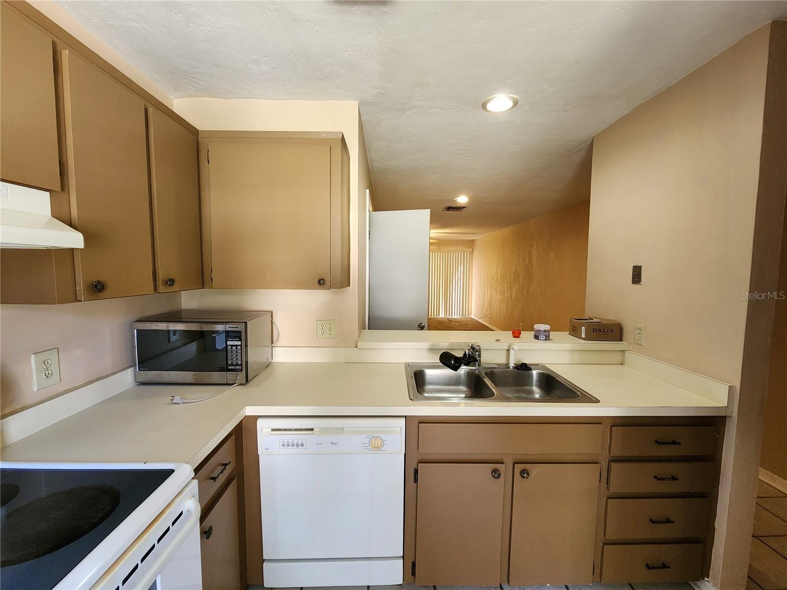 6288 8 Place, FL
