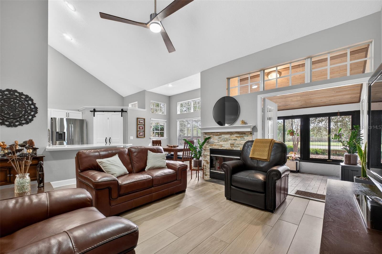 1432 Farrindon Circle, FL