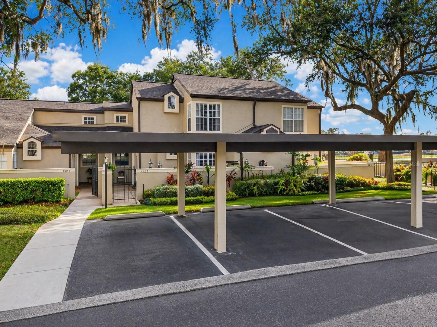 1432 Farrindon Circle, FL