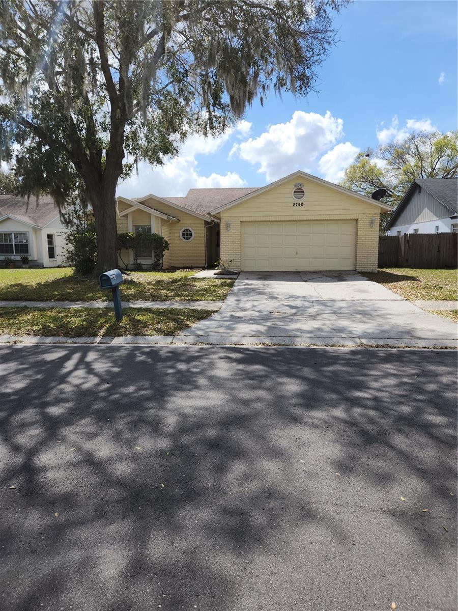 8748 Hampden Drive, FL