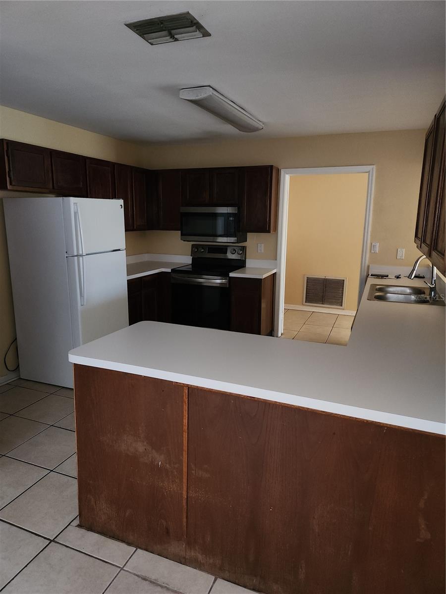 8748 Hampden Drive, FL