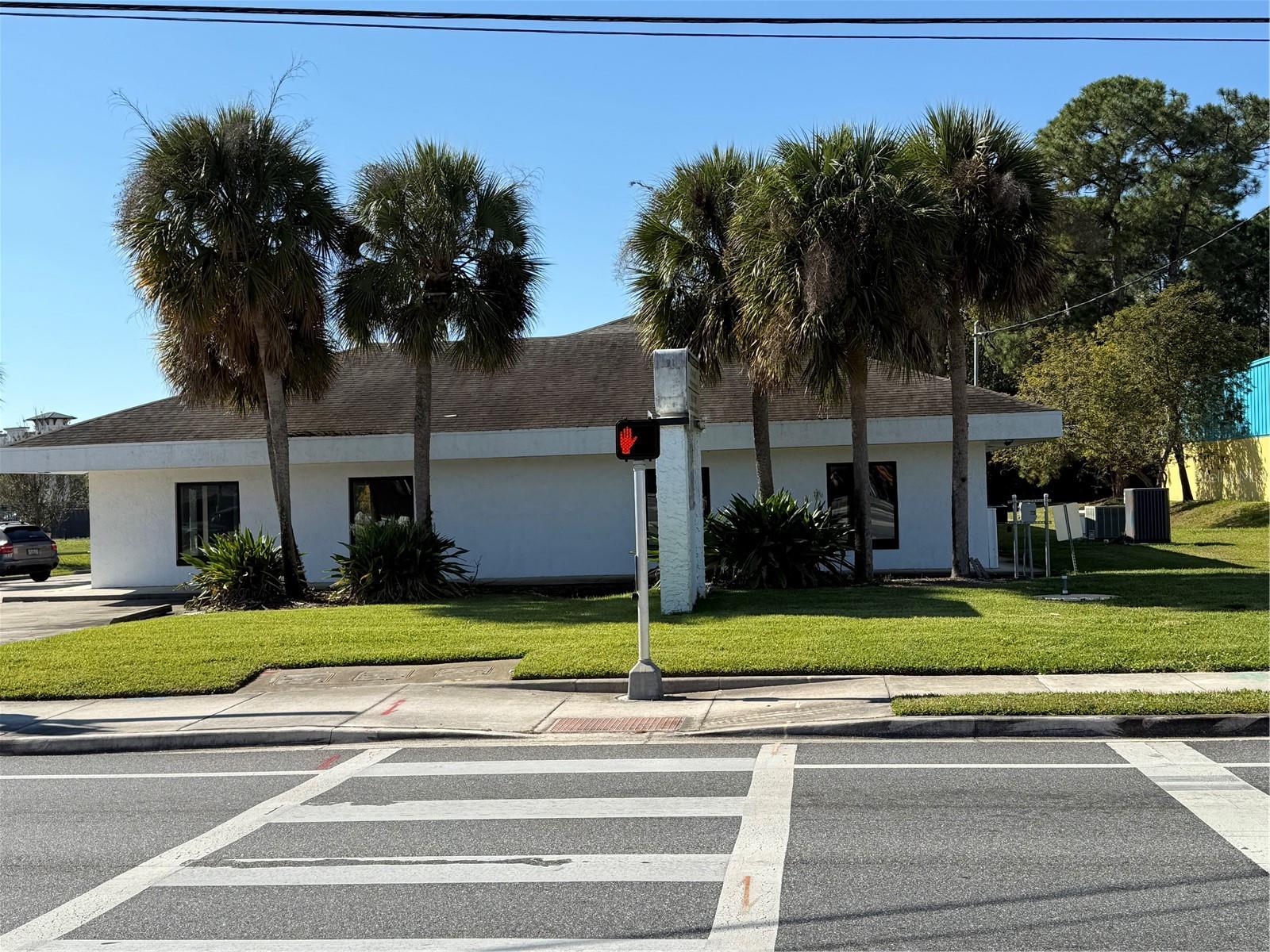 4550 Palmetto Avenue, FL