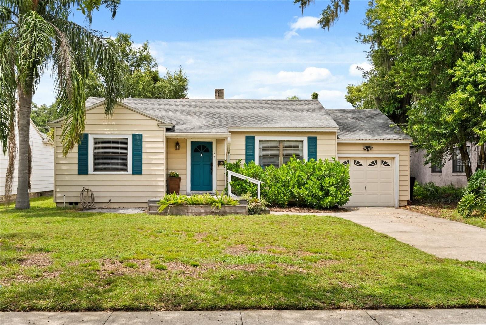 37 Vanderbilt Street, FL