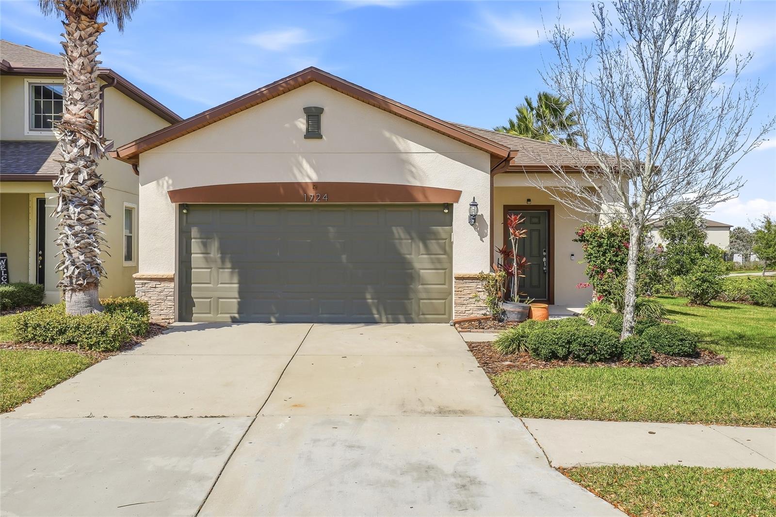 1724 Passage Key Lane, FL