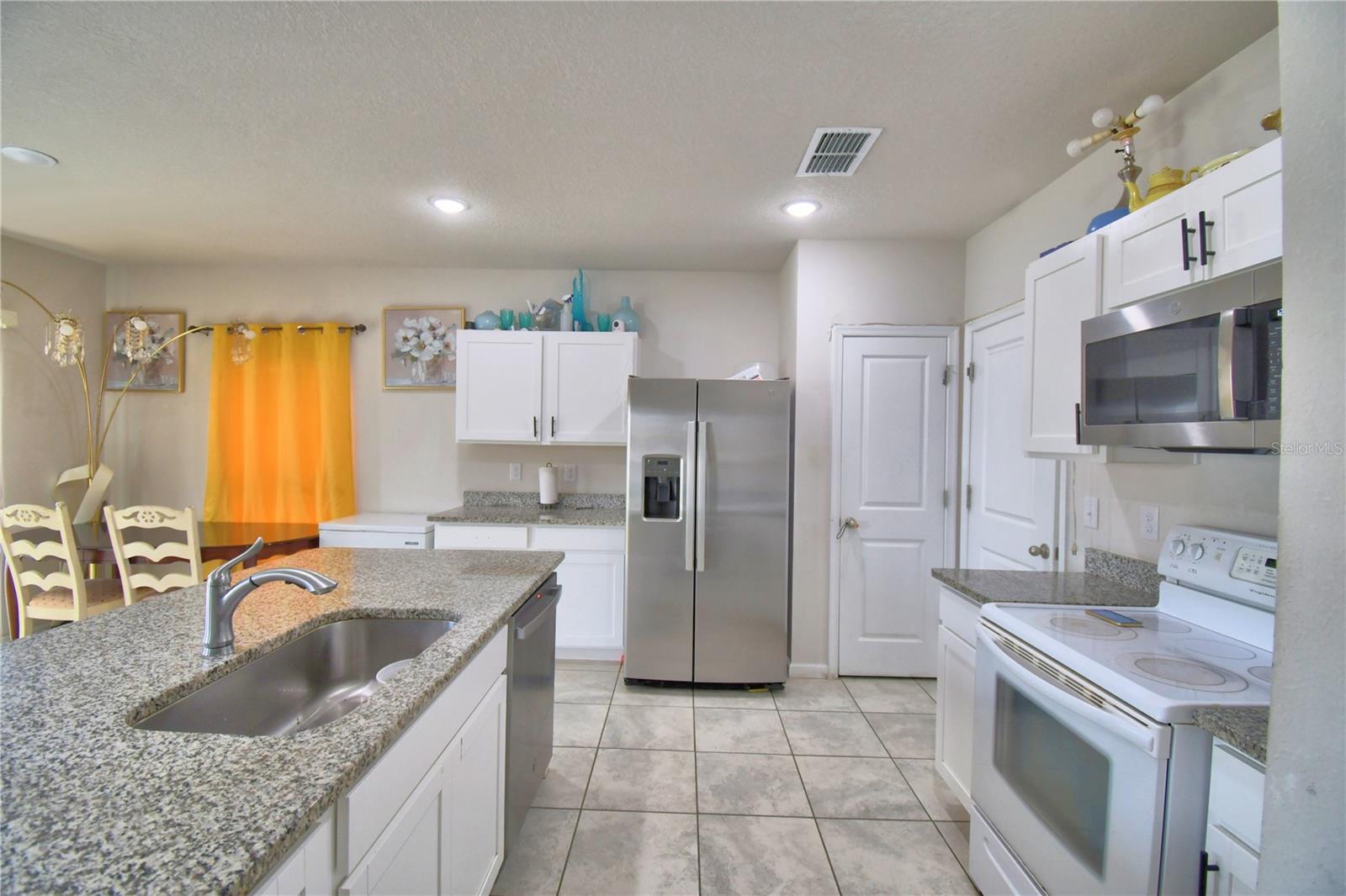 1533 Majestic Lane, FL