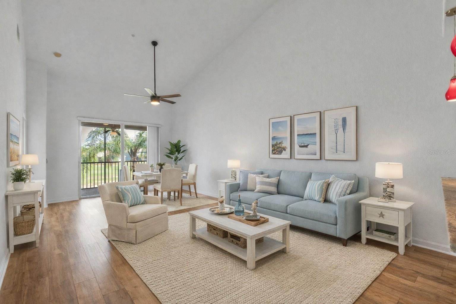 819 Fairwaycove Lane, FL