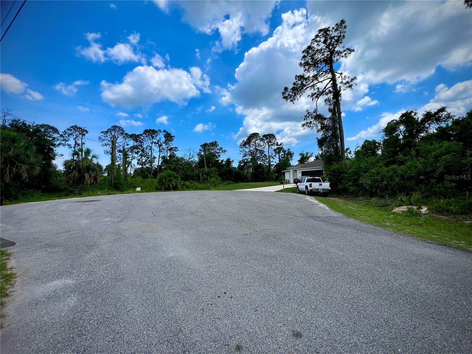 Burri Ct, FL