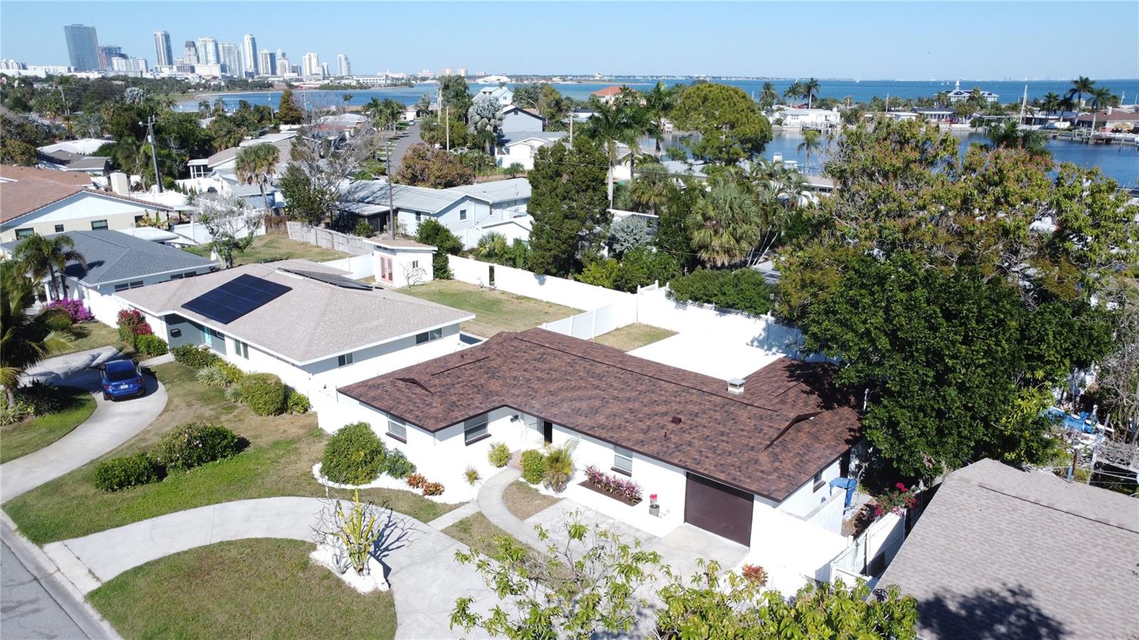 2502 Tropical Shores Drive, FL