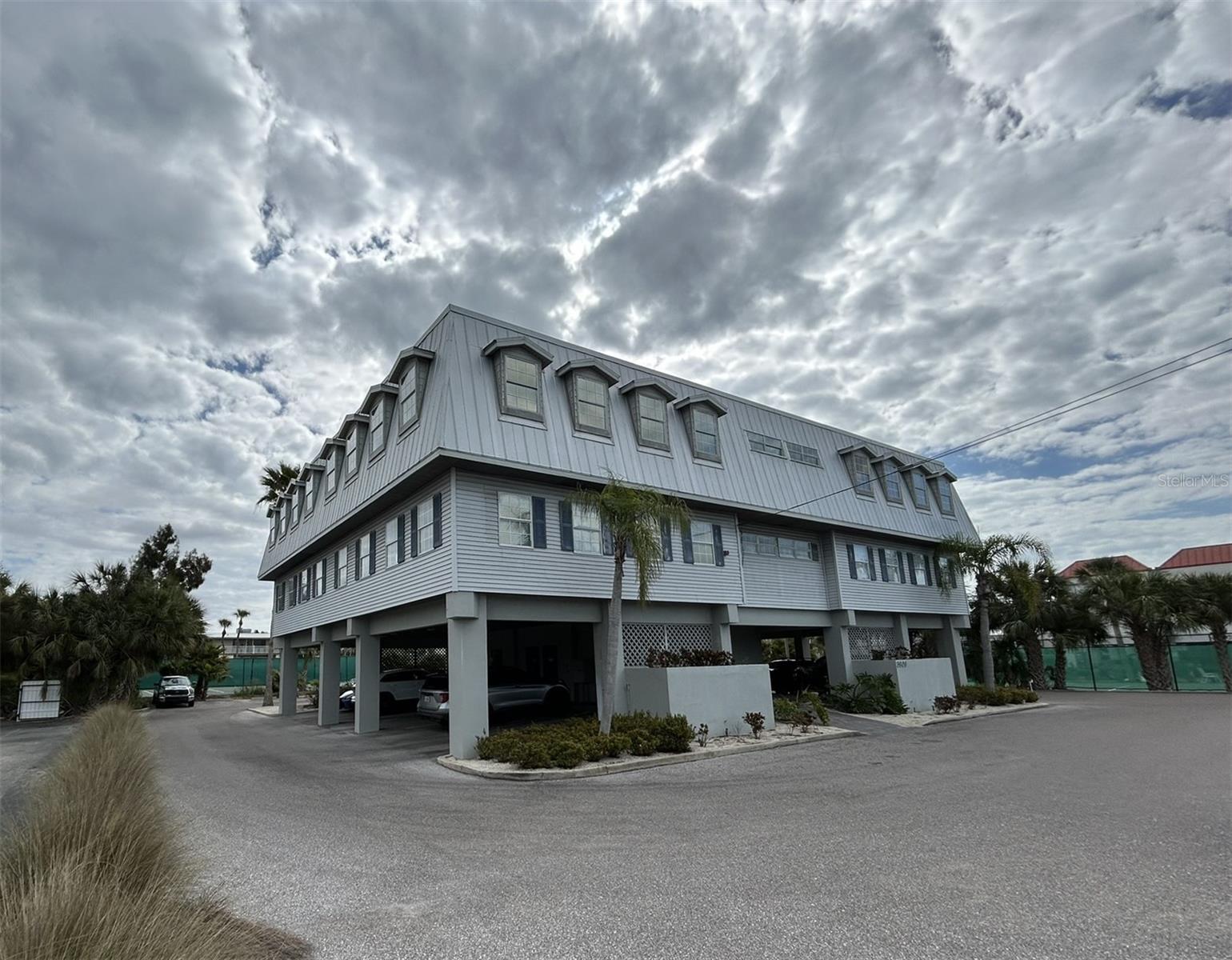 3909 Bay Drive, FL