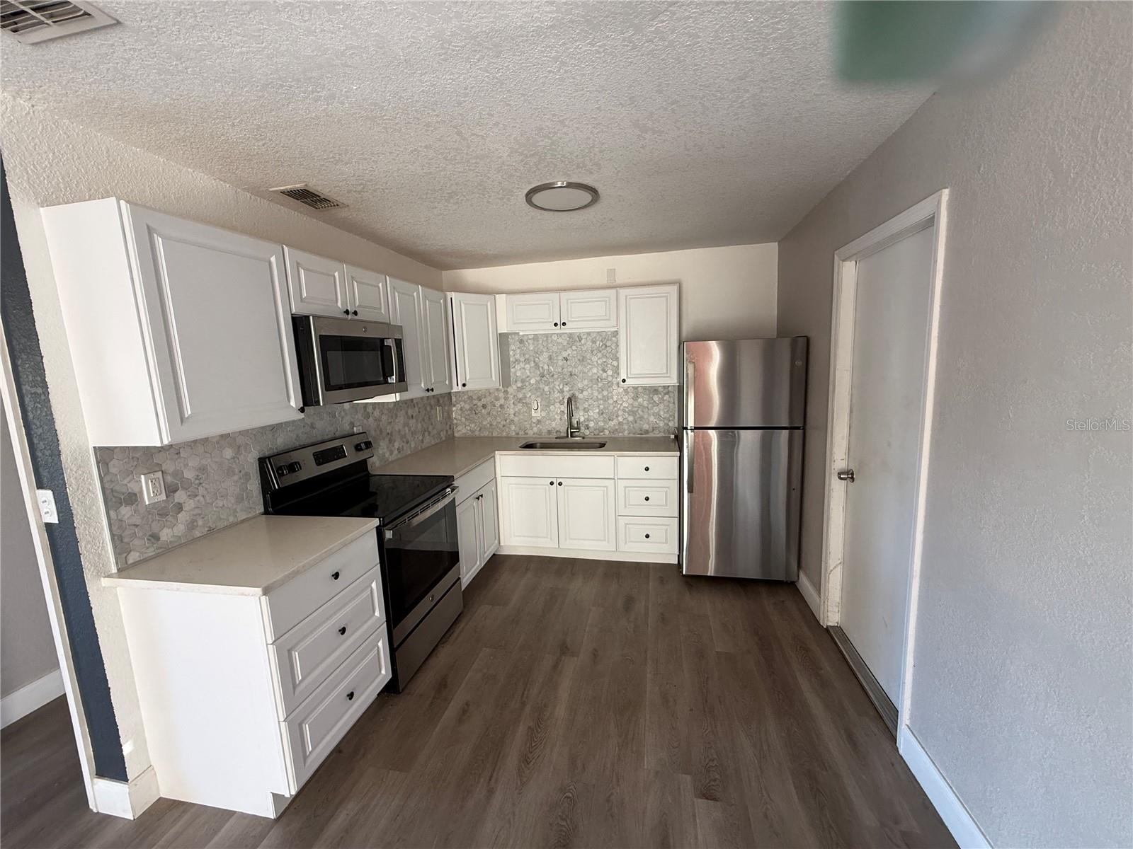 1611 Fruitwood Drive, FL